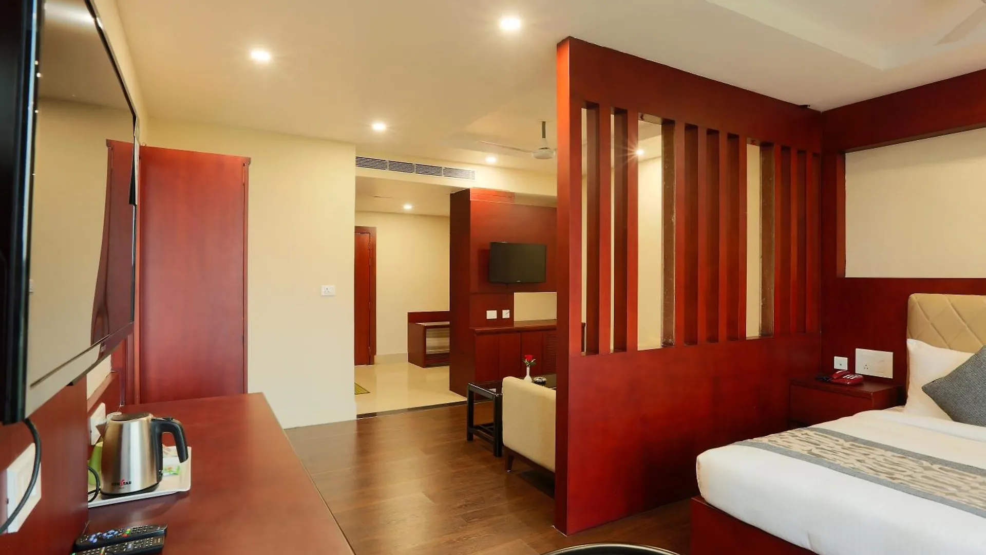 Hotel West Inn Residency Delhi International Airport New Delhi 3*,